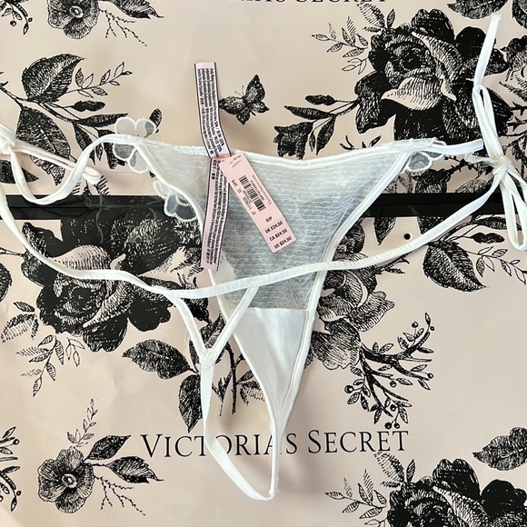 Victoria’s Secret bling sequin bling white bridal floral string thong panty - Picture 2 of 3